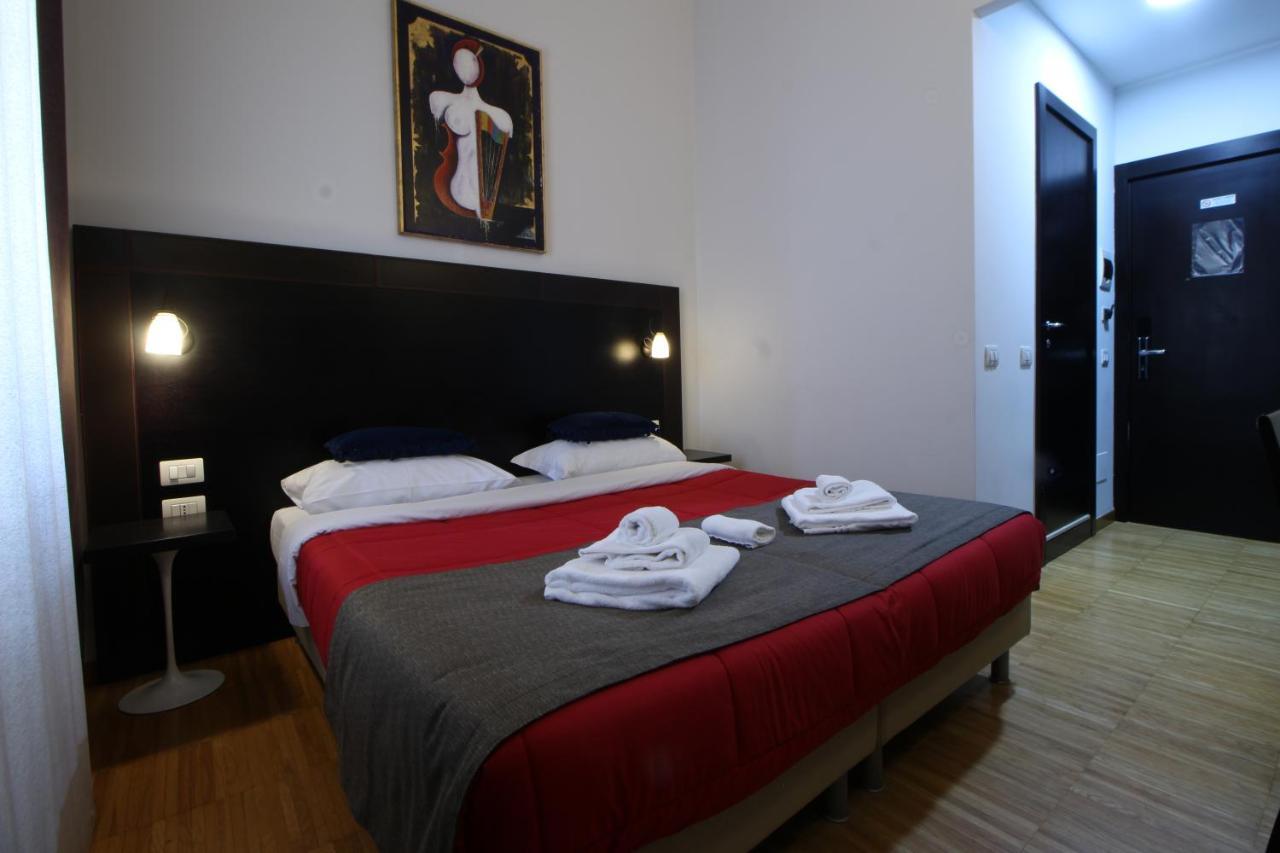 Guest House Della Valle Roma ภายนอก รูปภาพ